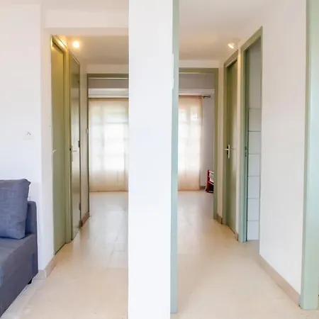 Daire Solera 3 Etoiles, Jardin, 30m *